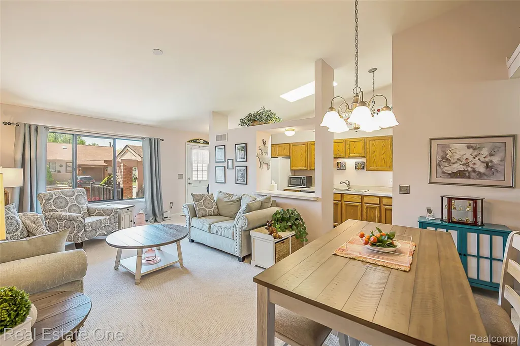 61962 Yorktown Drive South Lyon City MI 48178