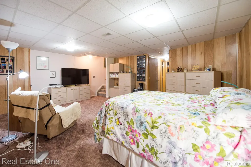 61962 Yorktown Drive South Lyon City MI 48178