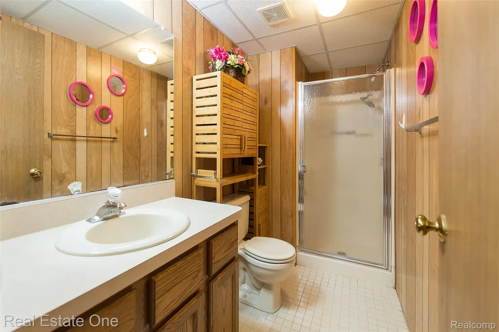 61962 Yorktown Drive South Lyon City MI 48178