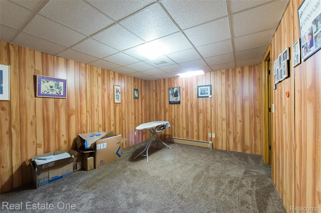 61962 Yorktown Drive South Lyon City MI 48178