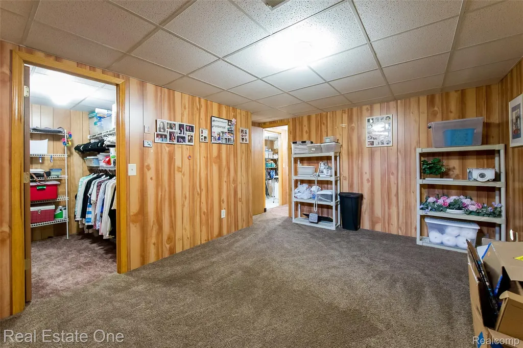 61962 Yorktown Drive South Lyon City MI 48178