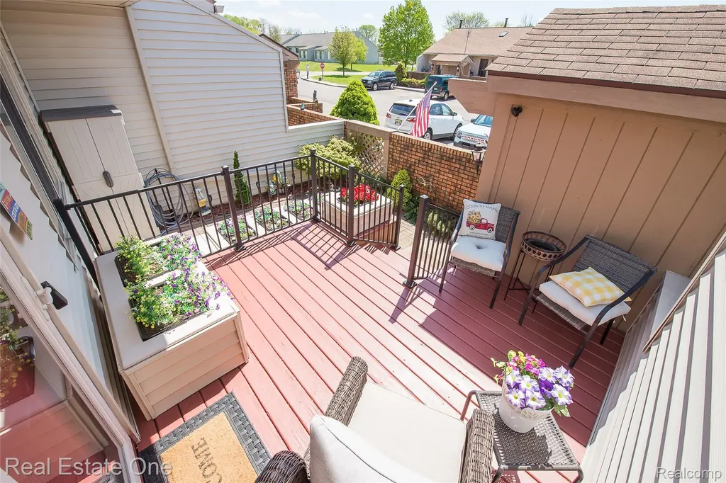 61962 Yorktown Drive South Lyon City MI 48178