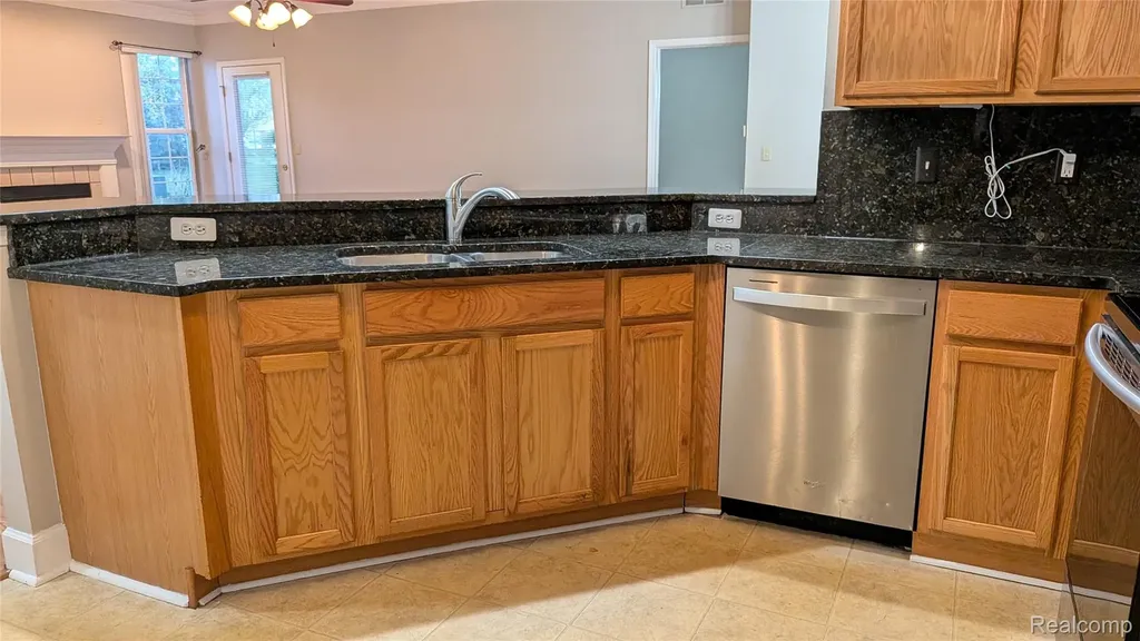 15286 Cornell Drive Clinton Charter Township MI 48038