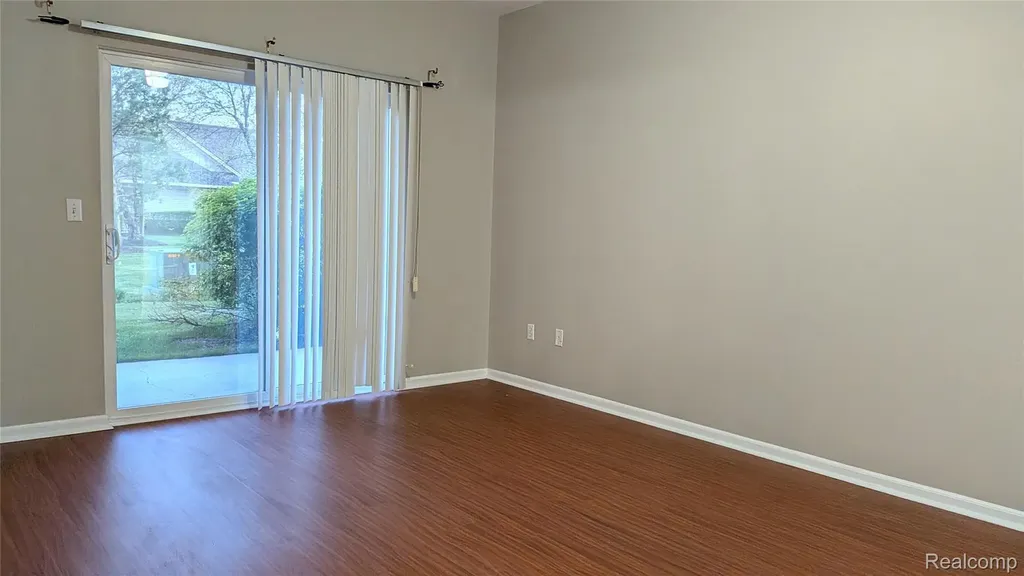 15286 Cornell Drive Clinton Charter Township MI 48038