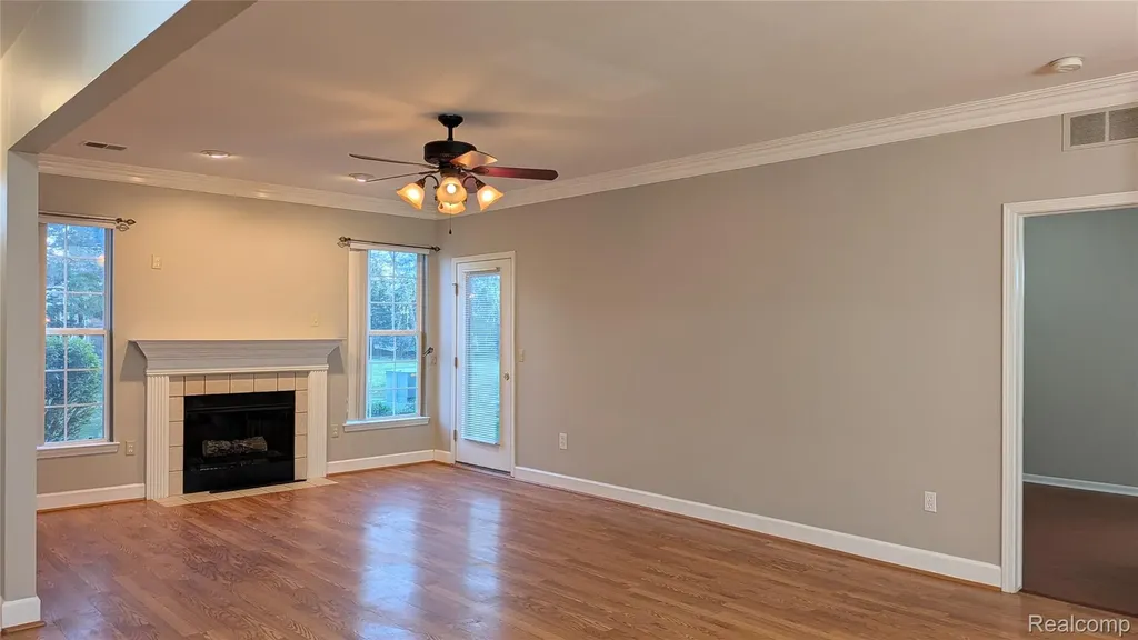 15286 Cornell Drive Clinton Charter Township MI 48038