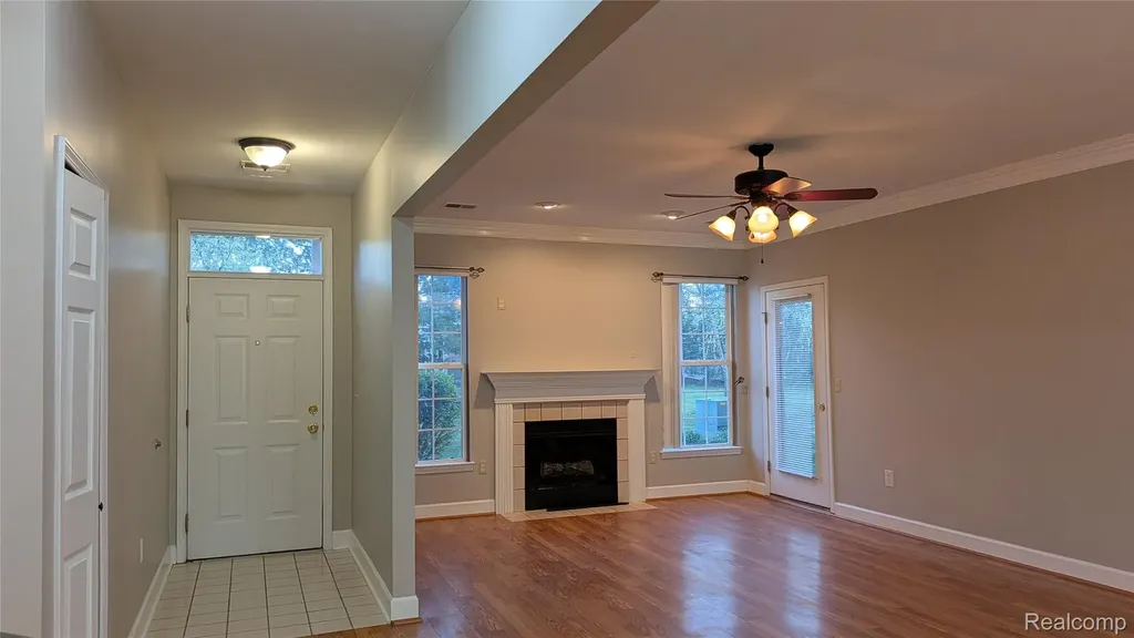 15286 Cornell Drive Clinton Charter Township MI 48038