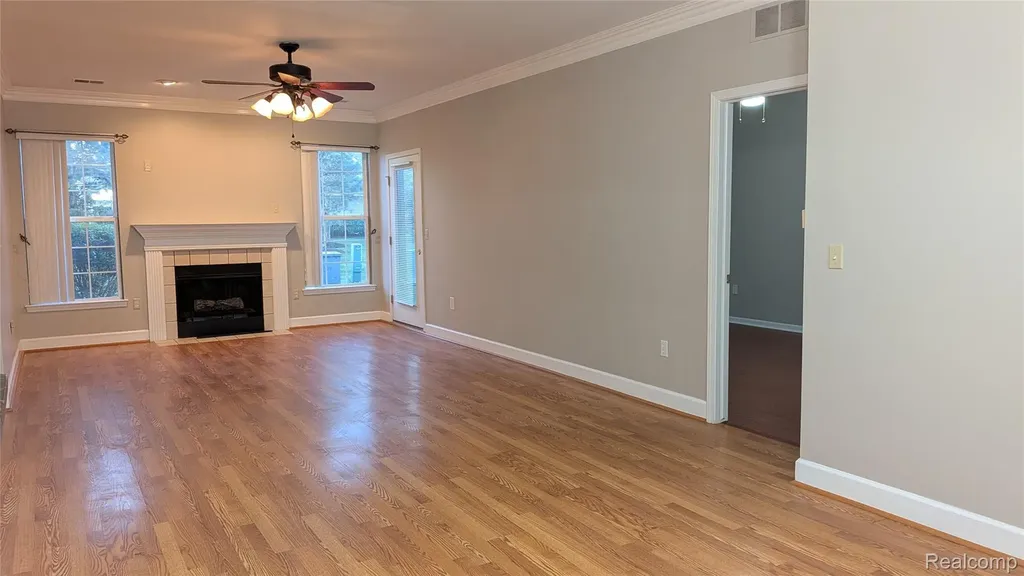 15286 Cornell Drive Clinton Charter Township MI 48038