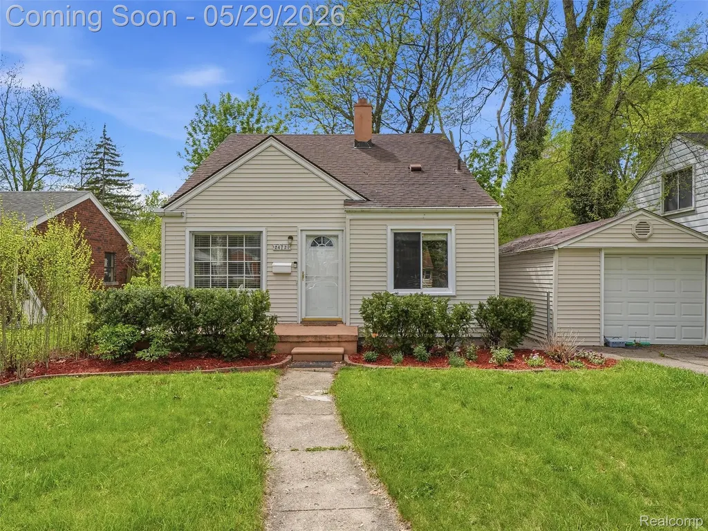 24721 Ridgedale Street Oak Park City MI 48237
