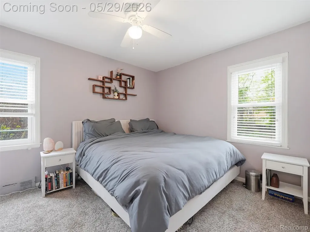 24721 Ridgedale Street Oak Park City MI 48237
