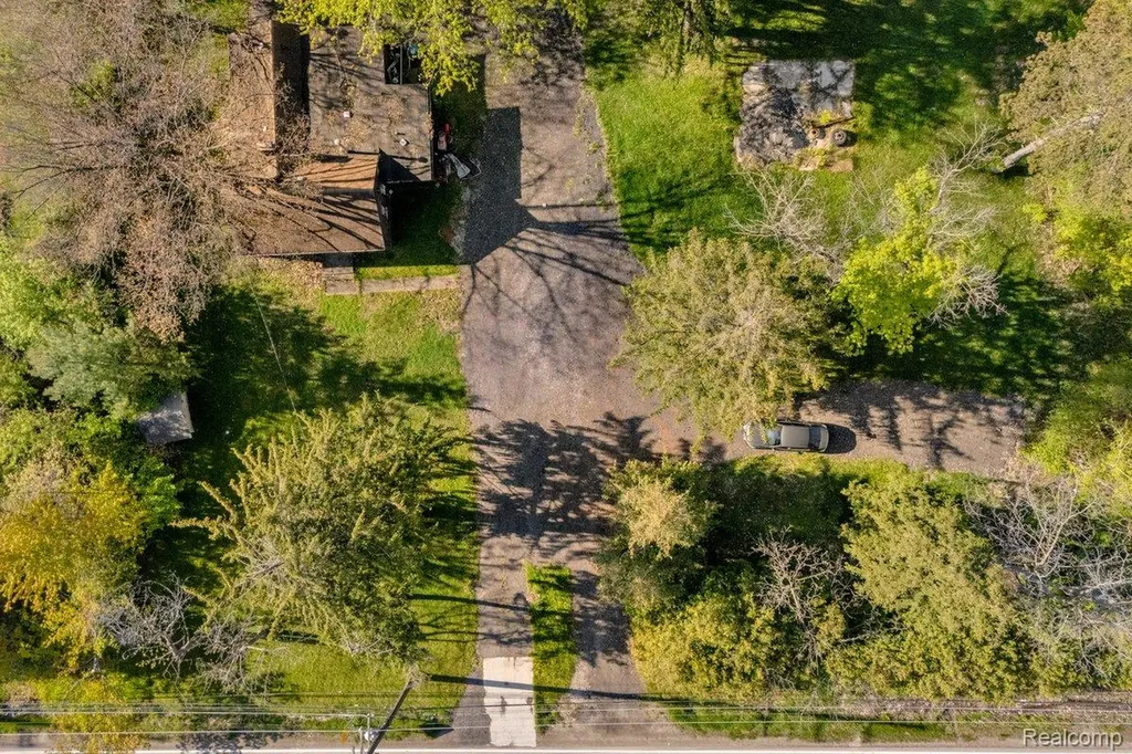 22980 Quinn Road Clinton Charter Township MI 48035