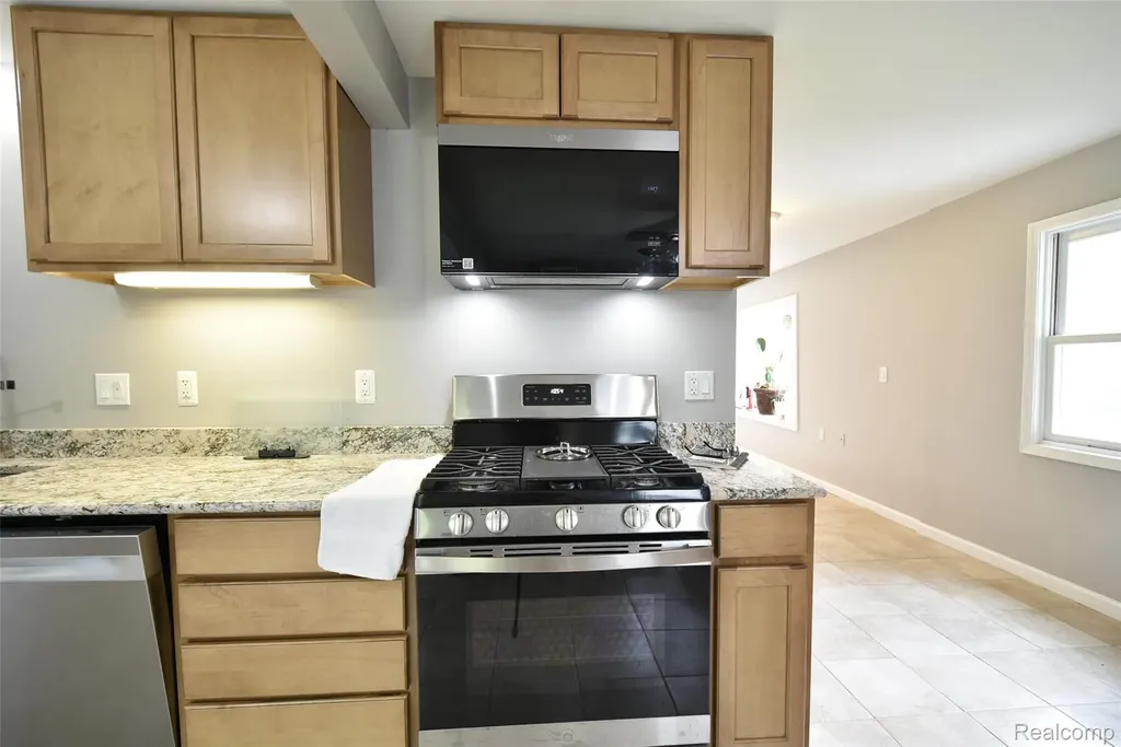 37480 Hayes Road Clinton Charter Township MI 48038