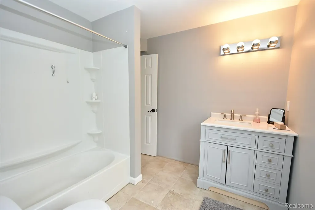 37480 Hayes Road Clinton Charter Township MI 48038