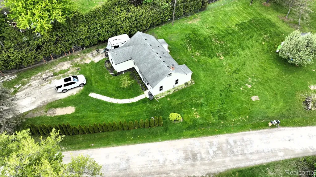 37480 Hayes Road Clinton Charter Township MI 48038