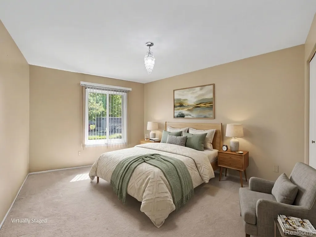 39629 Edgemont Drive Sterling Heights City MI 48310
