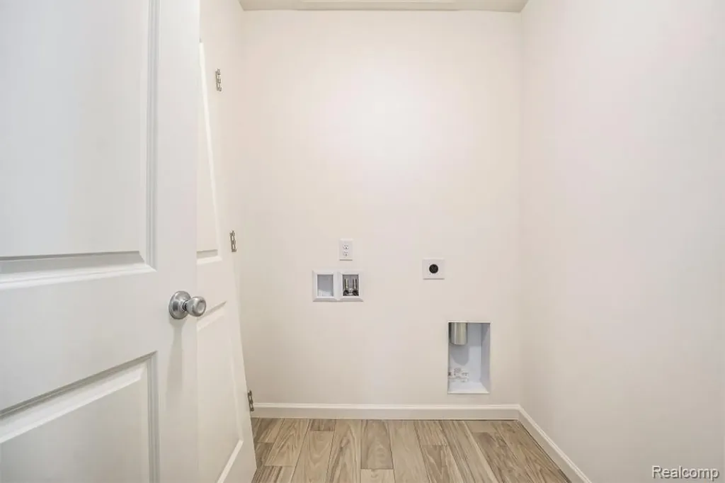 223 Ontario Court Brooklyn Village MI 49230