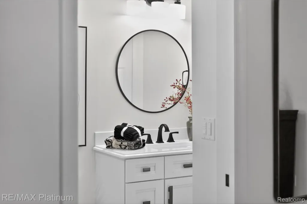 139 Edgemont Drive Howell Township MI 48855