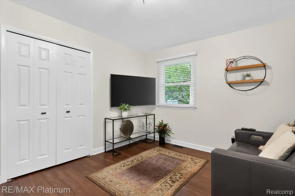 139 Edgemont Drive Howell Township MI 48855