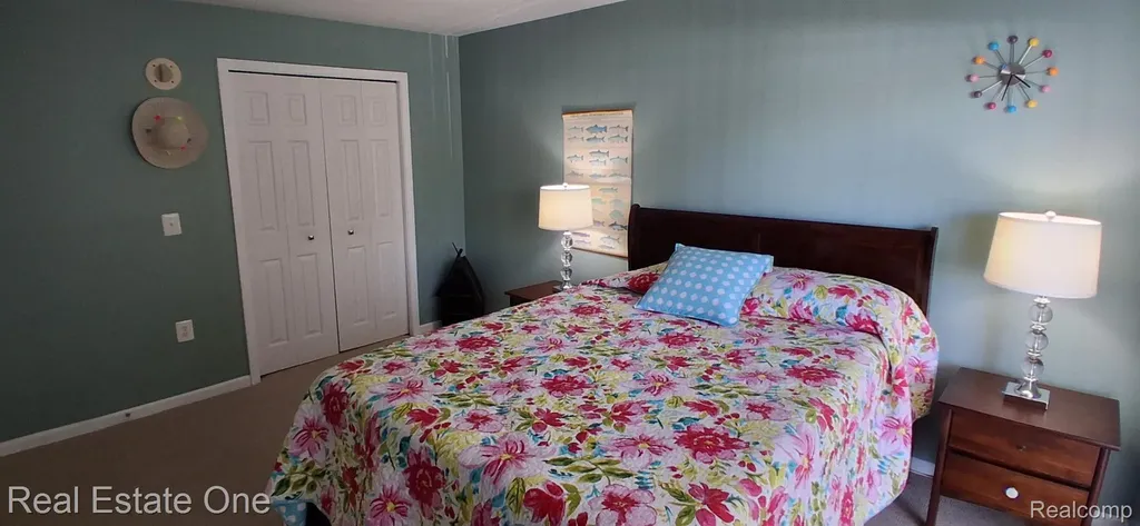37520 Jefferson Avenue #101 Harrison Charter Township MI 48045