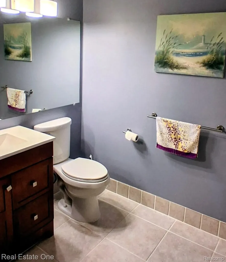 37520 Jefferson Avenue #101 Harrison Charter Township MI 48045