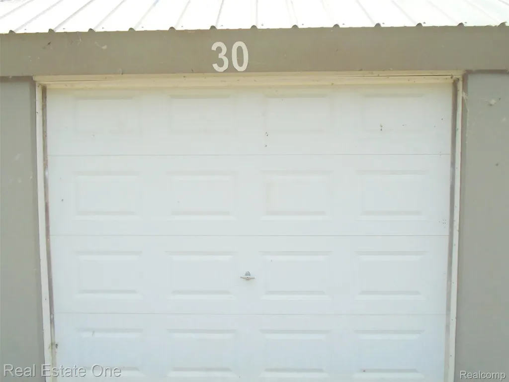 37520 Jefferson Avenue #101 Harrison Charter Township MI 48045