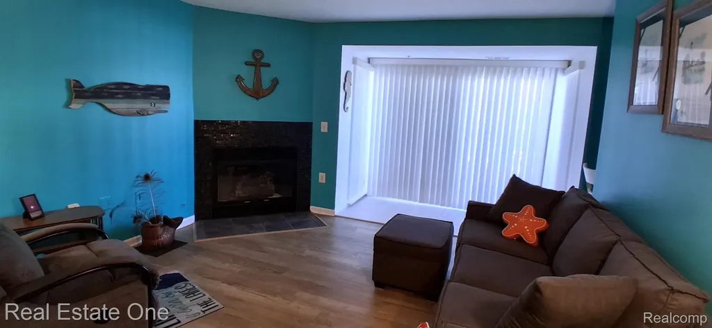 37520 Jefferson Avenue #101 Harrison Charter Township MI 48045