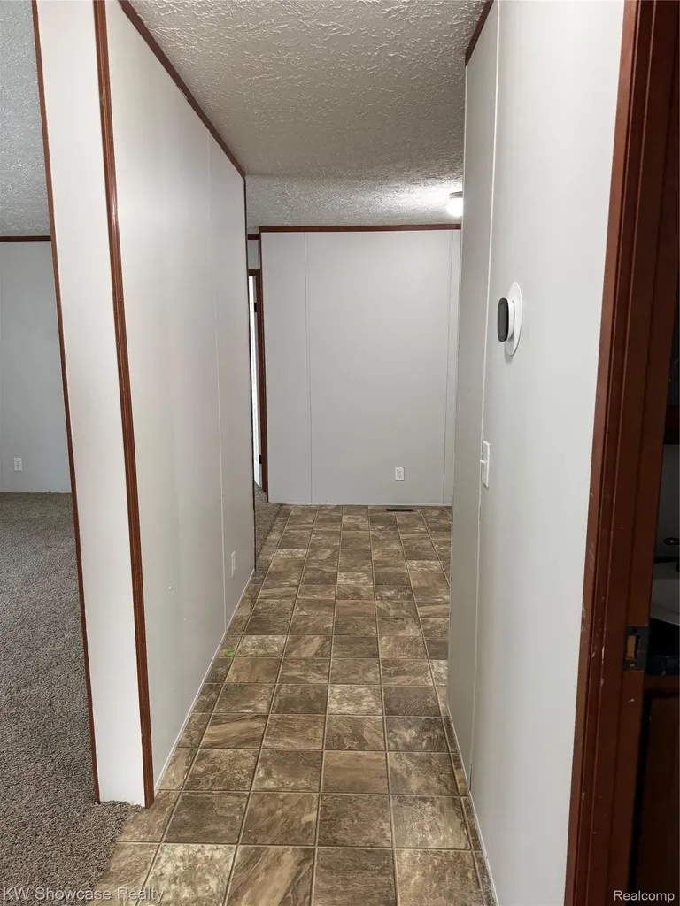 1414 Nardeer Street Novi City MI 48374