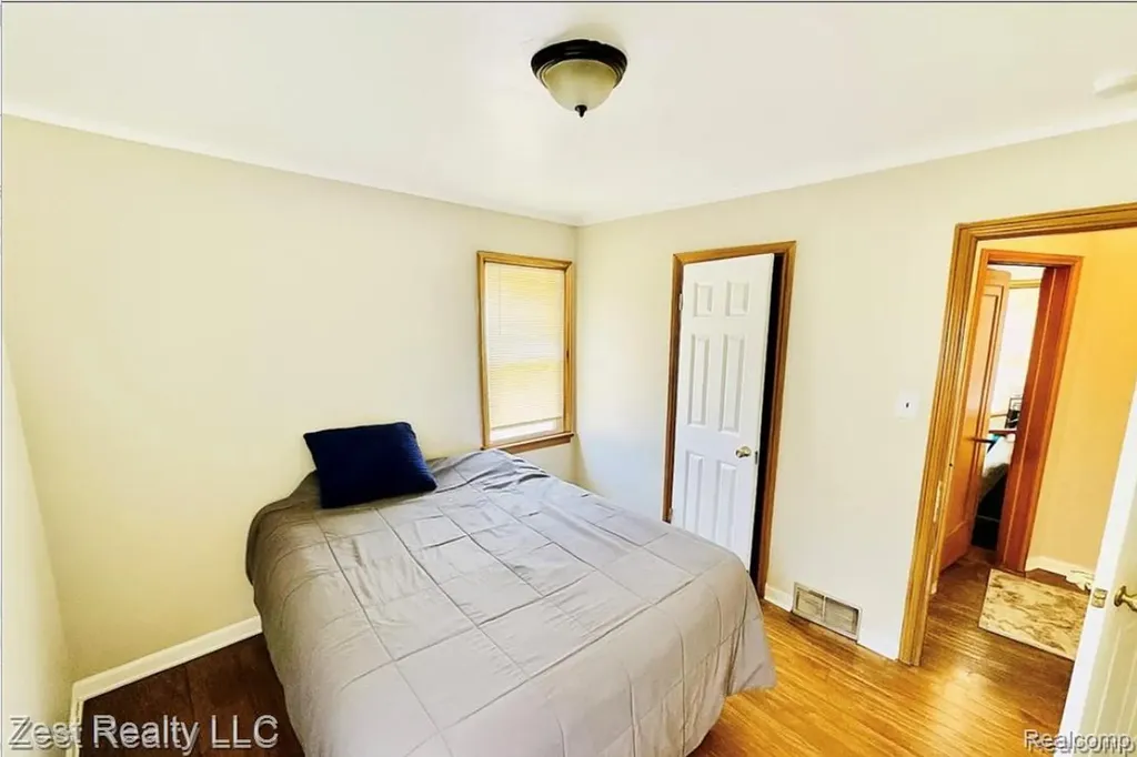15684 Manning Street Detroit City MI 48205