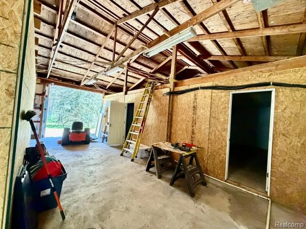 6087 Cyclone Road Marathon Township MI 48464