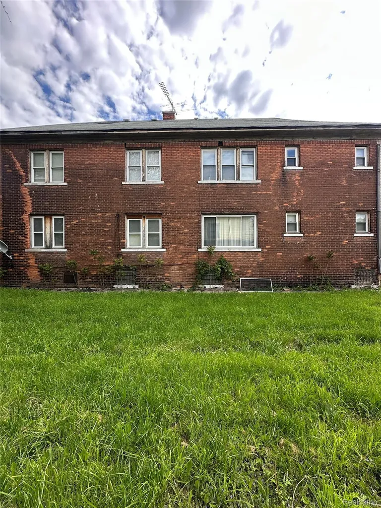 3320 Richton Street Detroit City MI 48206