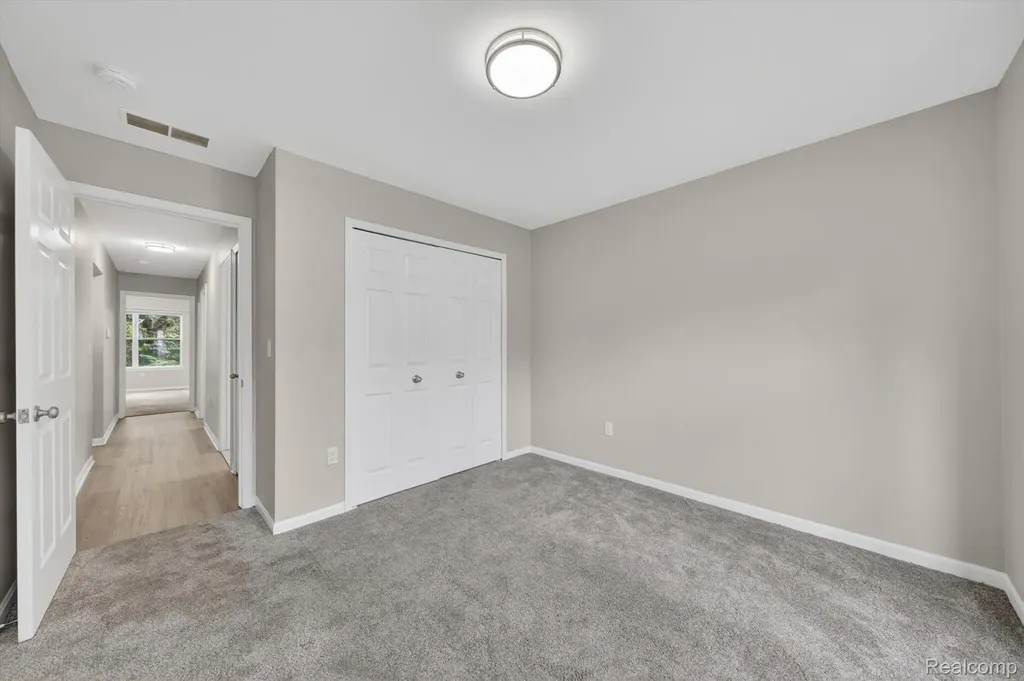 44393 Sunnyside Drive Sterling Heights City MI 48313