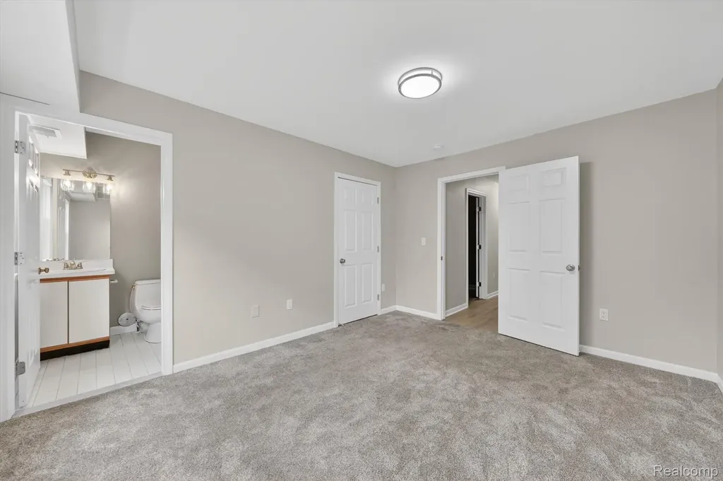 44393 Sunnyside Drive Sterling Heights City MI 48313