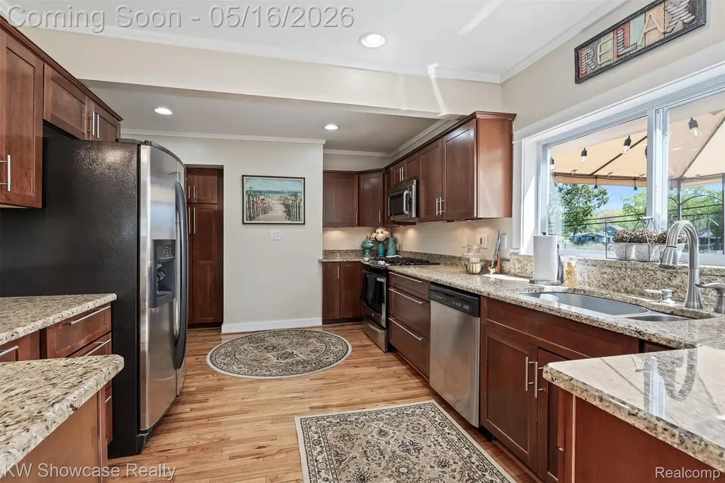 4693 Forest Avenue Waterford Charter Township MI 48328