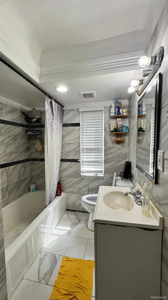 7308 Winthrop Street Detroit City MI 48228