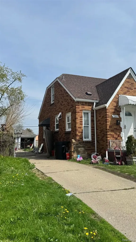 7308 Winthrop Street Detroit City MI 48228