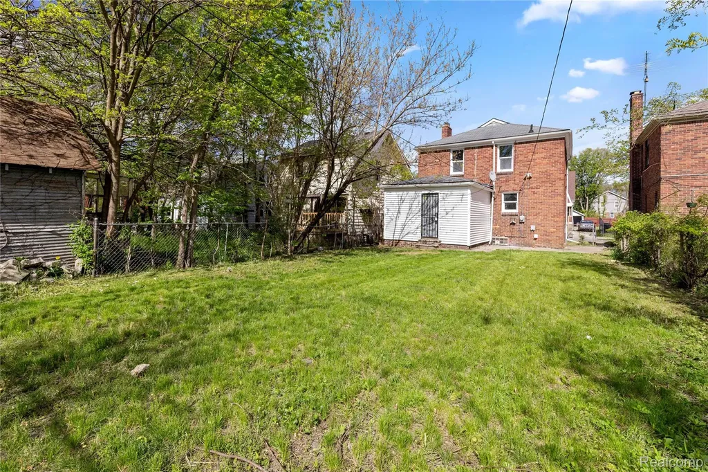 15753 Wisconsin Street Detroit City MI 48238
