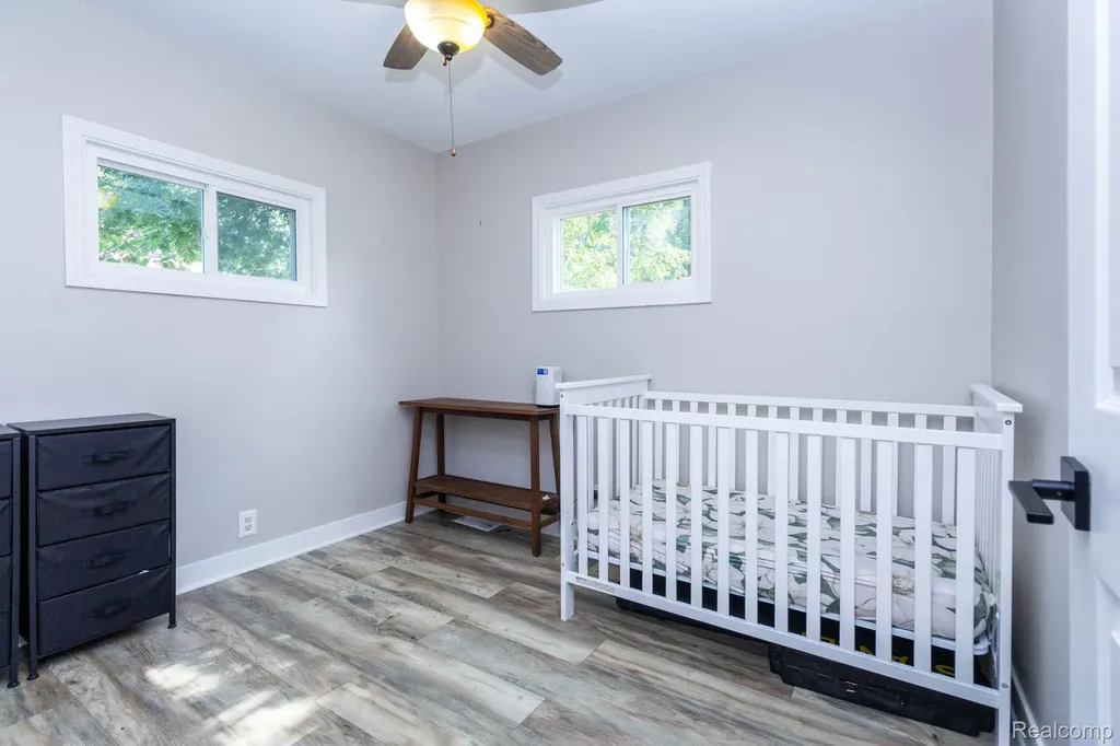 2559 Harrison Avenue Rochester Hills City MI 48307