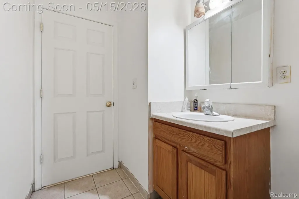 446 Salliotte Road Ecorse City MI 48229