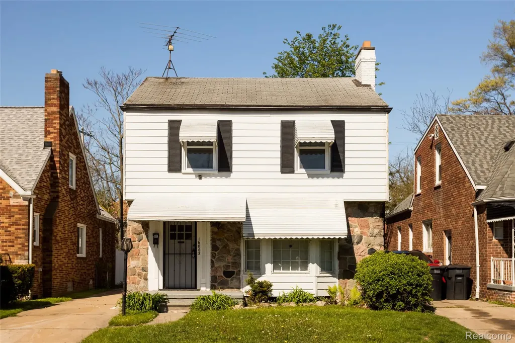 16863 Birwood Street Detroit City MI 48221