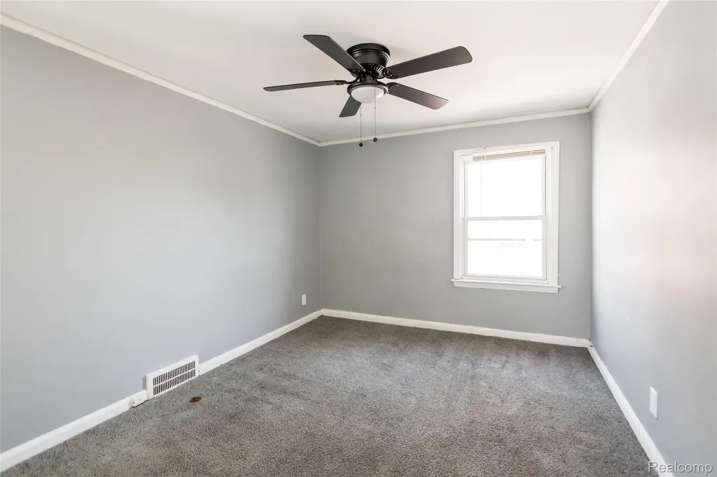 16863 Birwood Street Detroit City MI 48221