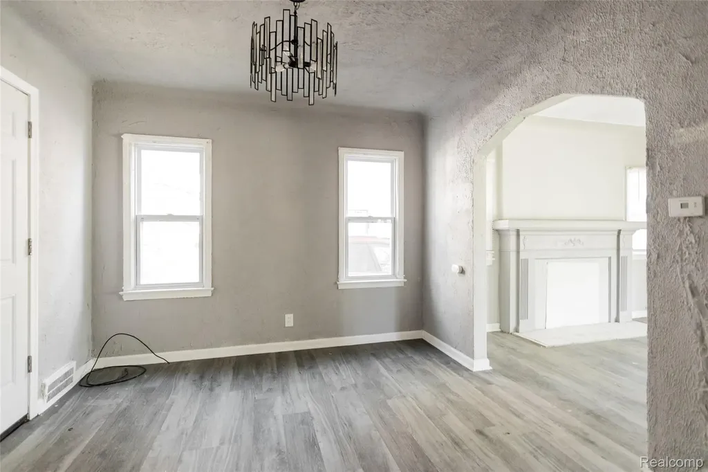 16863 Birwood Street Detroit City MI 48221