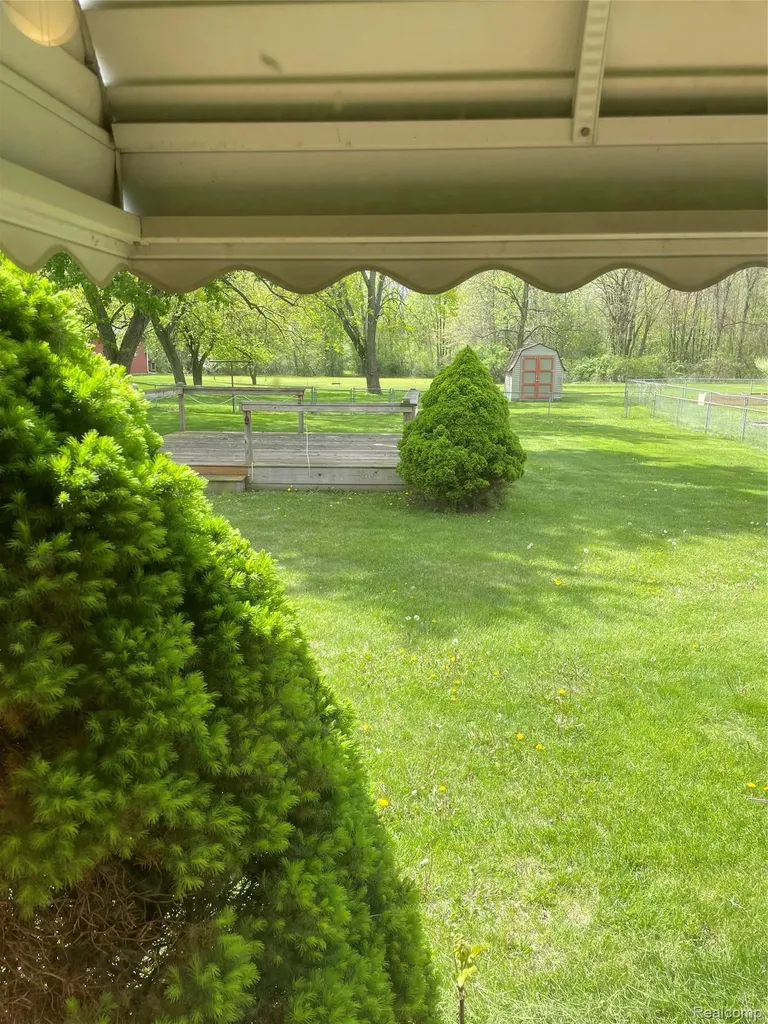 7234 Davison Road Davison Township MI 48423
