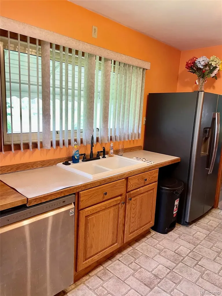 7234 Davison Road Davison Township MI 48423