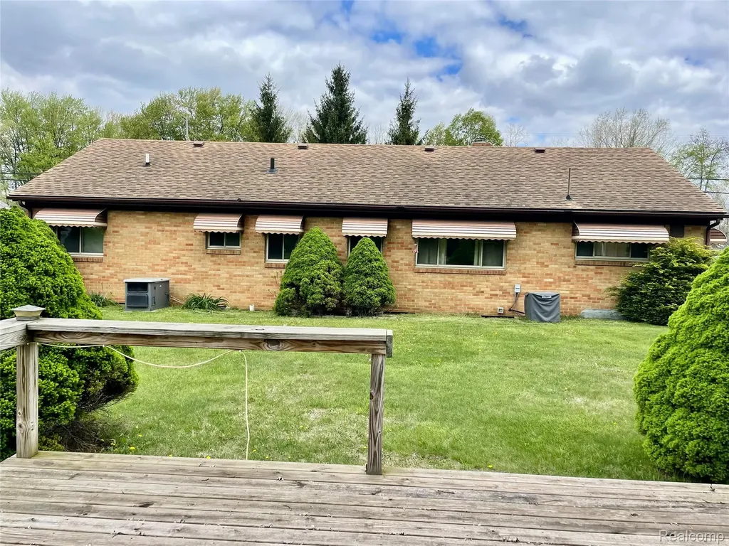 7234 Davison Road Davison Township MI 48423