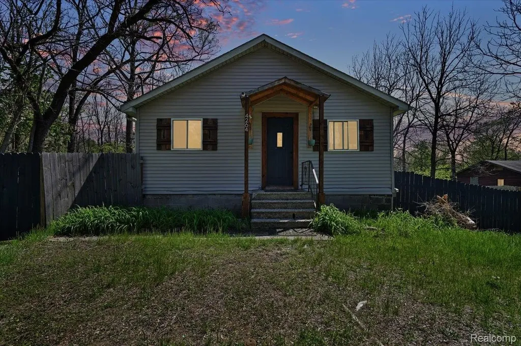 4264 Branch Road Genesee Charter Township MI 48506