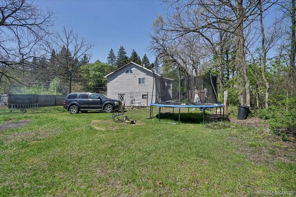 4264 Branch Road Genesee Charter Township MI 48506