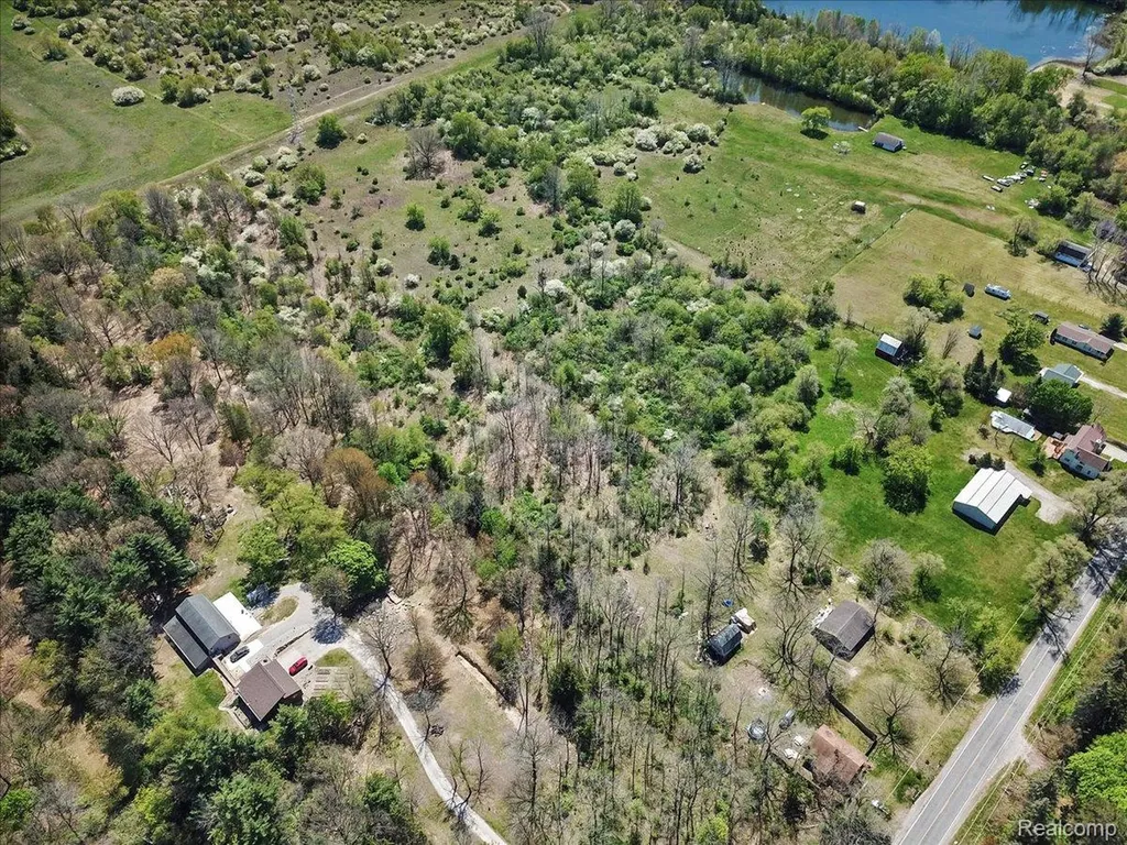 4264 Branch Road Genesee Charter Township MI 48506