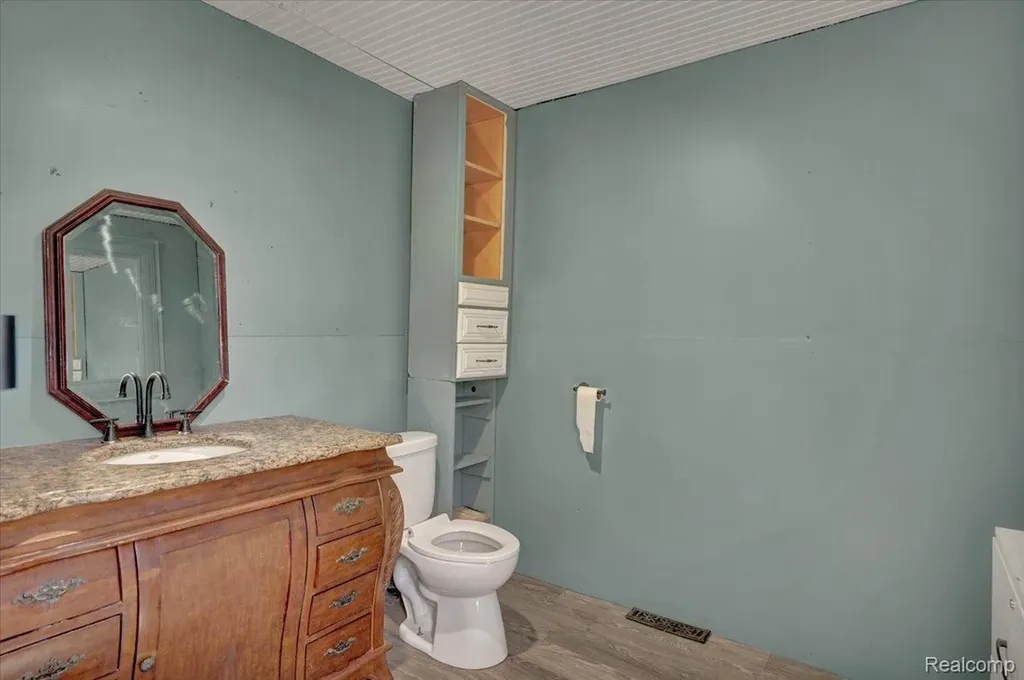 4264 Branch Road Genesee Charter Township MI 48506