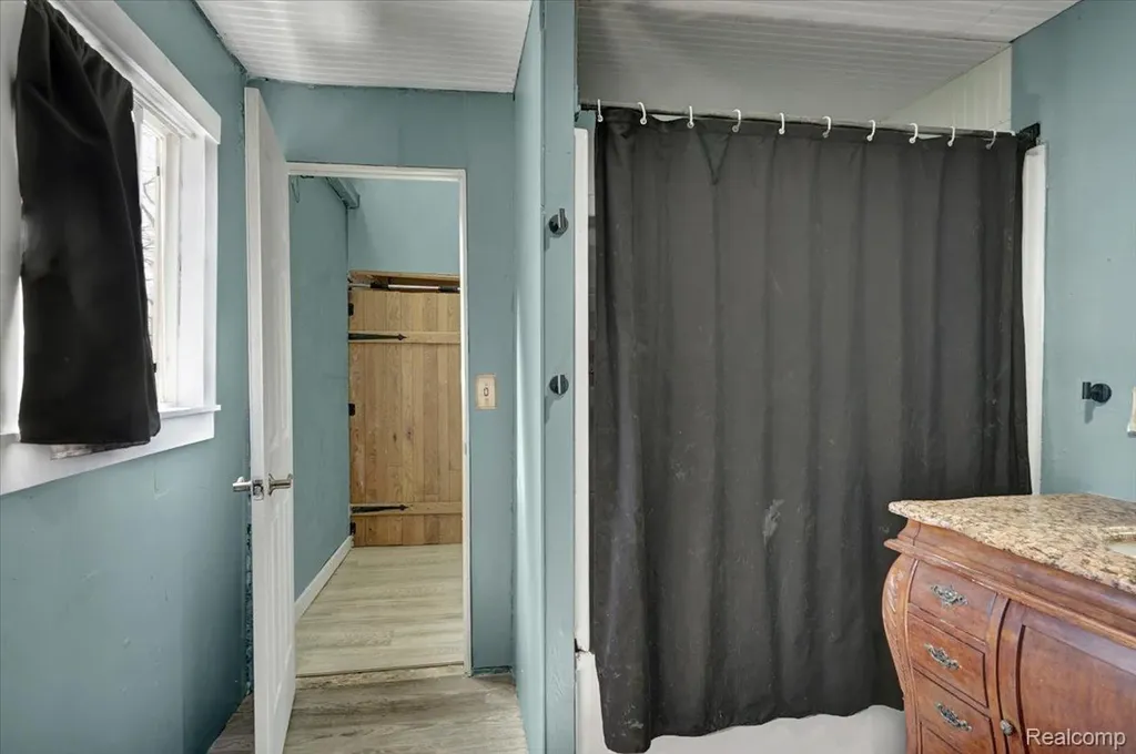4264 Branch Road Genesee Charter Township MI 48506