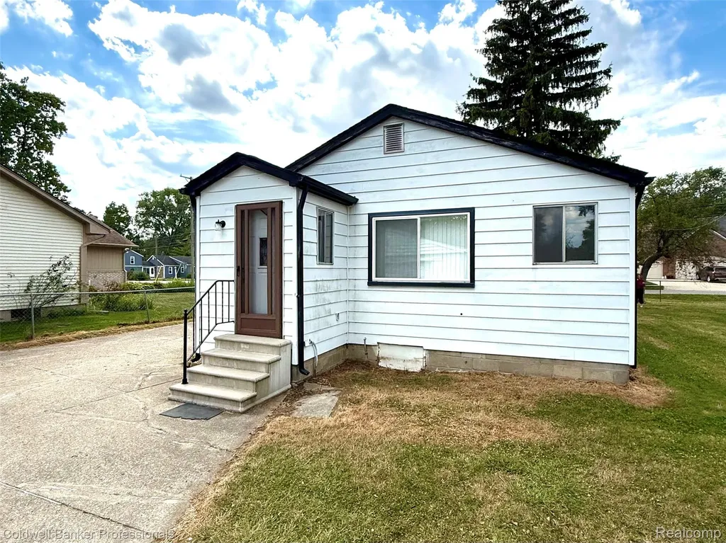 1716 Milverton Drive Troy City MI 48083