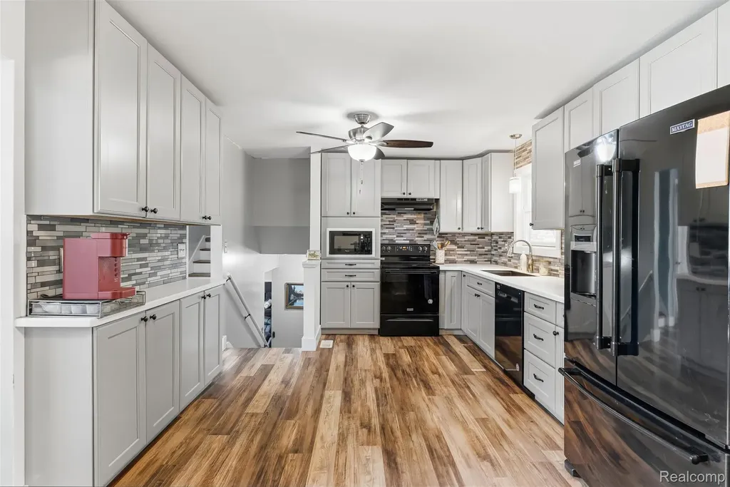 14433 Tuscola Road Vienna Charter Township MI 48420